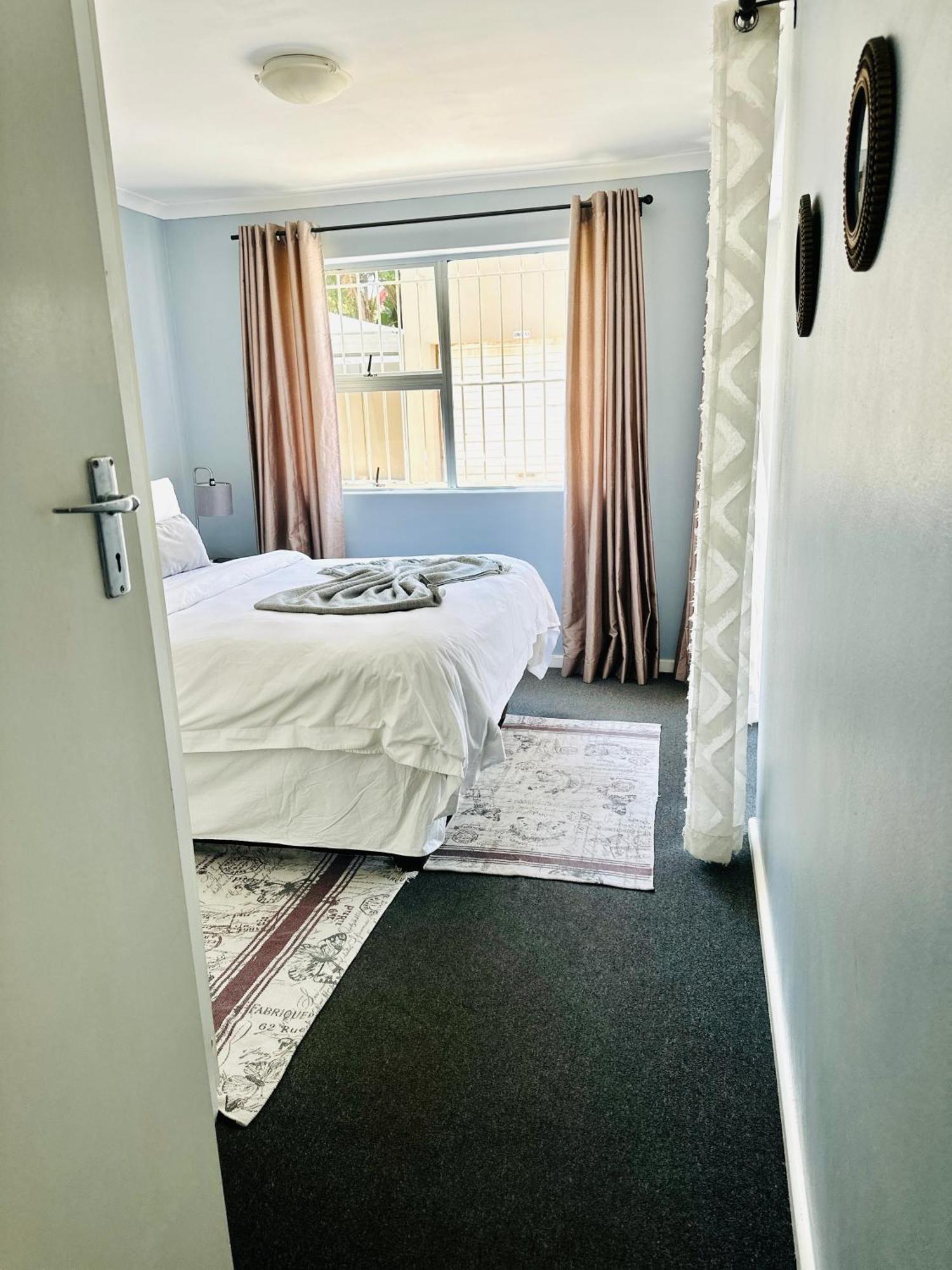 Caline Vip Apartments, Beach Close بلوبيرجستراند المظهر الخارجي الصورة