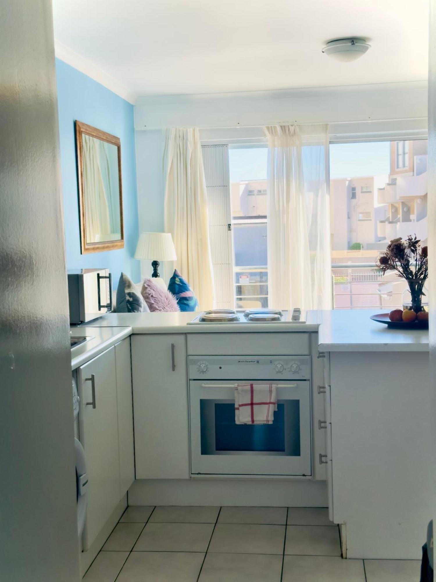 Caline Vip Apartments, Beach Close بلوبيرجستراند المظهر الخارجي الصورة